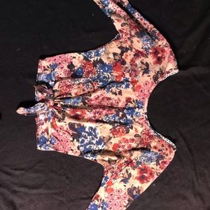 3/4 sleeve floral crop top, tie front, lace back